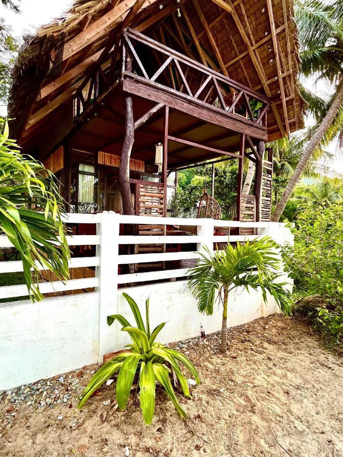 Amami Beachfront Villa With Private Beach Пуерто-Галера Екстер'єр фото