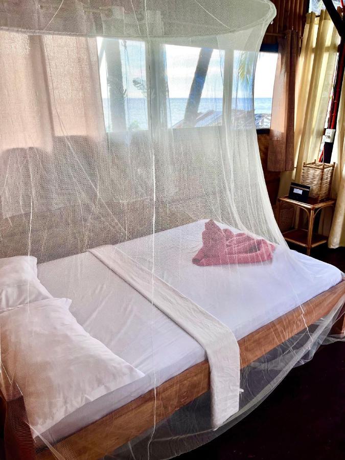 Amami Beachfront Villa With Private Beach Пуерто-Галера Екстер'єр фото