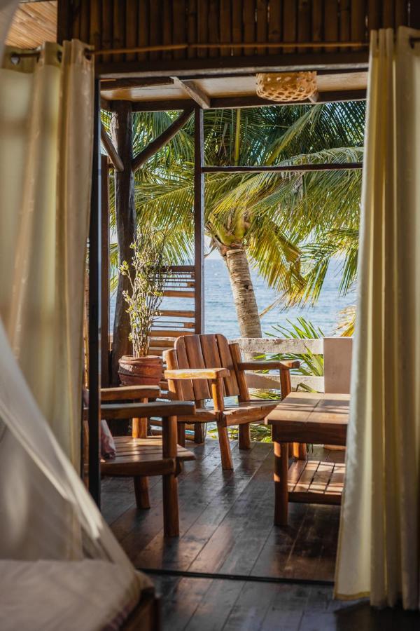 Amami Beachfront Villa With Private Beach Пуерто-Галера Екстер'єр фото
