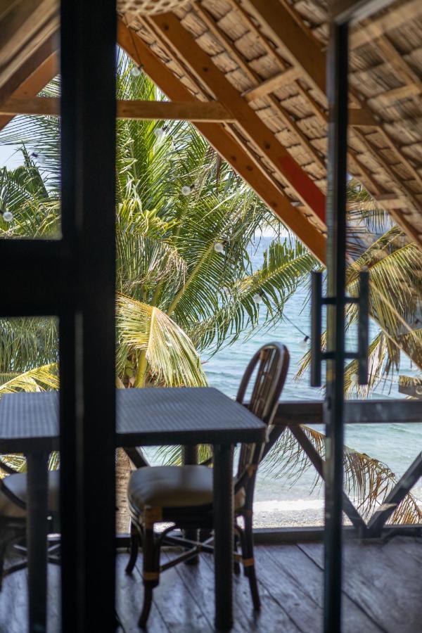 Amami Beachfront Villa With Private Beach Пуерто-Галера Екстер'єр фото